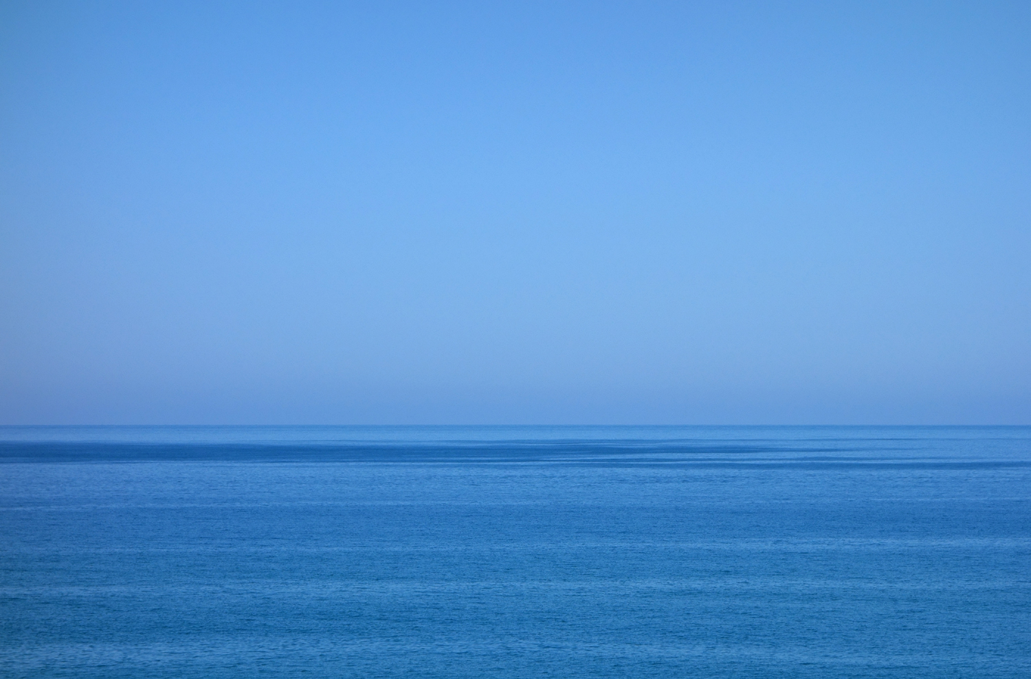 Blau --- AdobeRGB-Modus ---